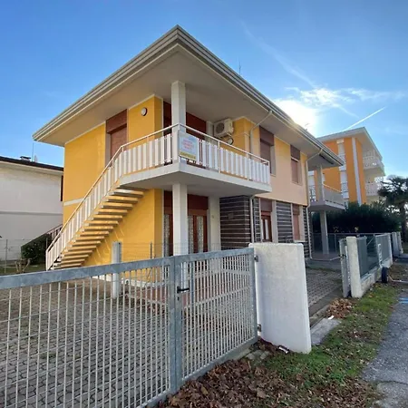 Ground Floor Near Apartman